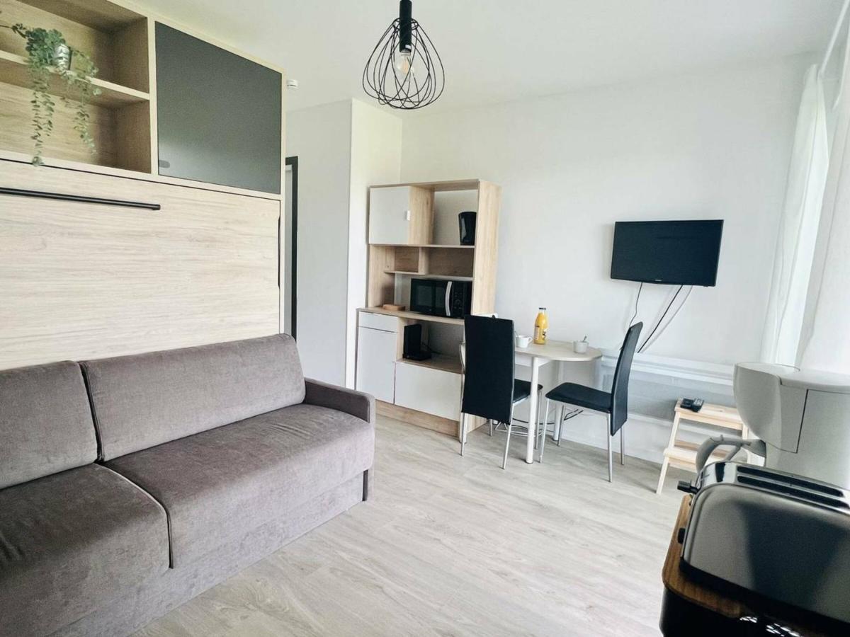 Studio Eglantine A Cambo-Les-Bains, Proche Thermes, Terrasse, Parking, Acces Internet, Animaux Ok - Fr-1-495-106 Exterior foto